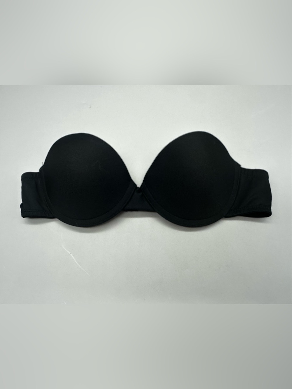 l.e.i black strapless underwire bra